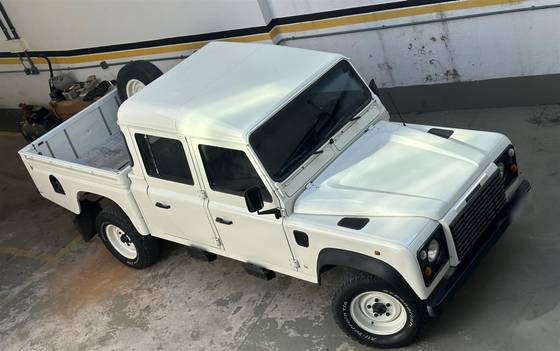 LAND ROVER DEFENDER 2.5 HIGH CAPACITY 130 4X4 TURBO DIESEL 4P MANUAL LAND ROVER DEFENDER 2.5 HIGH CAPACITY 130 4X4 TURBO DIESEL 4P MANUAL
